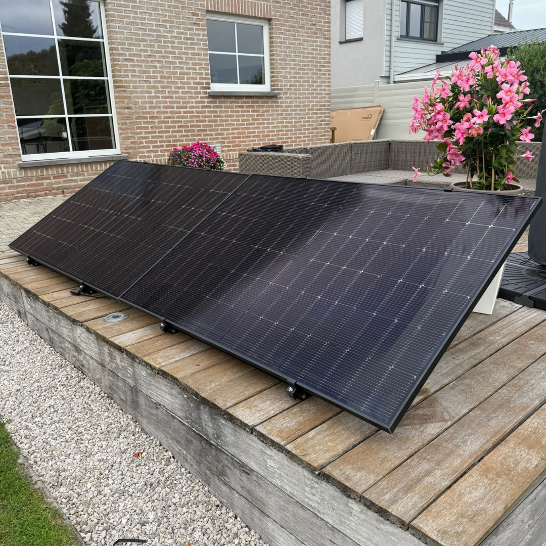 PLUG & PLAY ZONNEPANELEN SET 2 PANELEN UNNIVERSEEL 900W (PRE-ORDER)