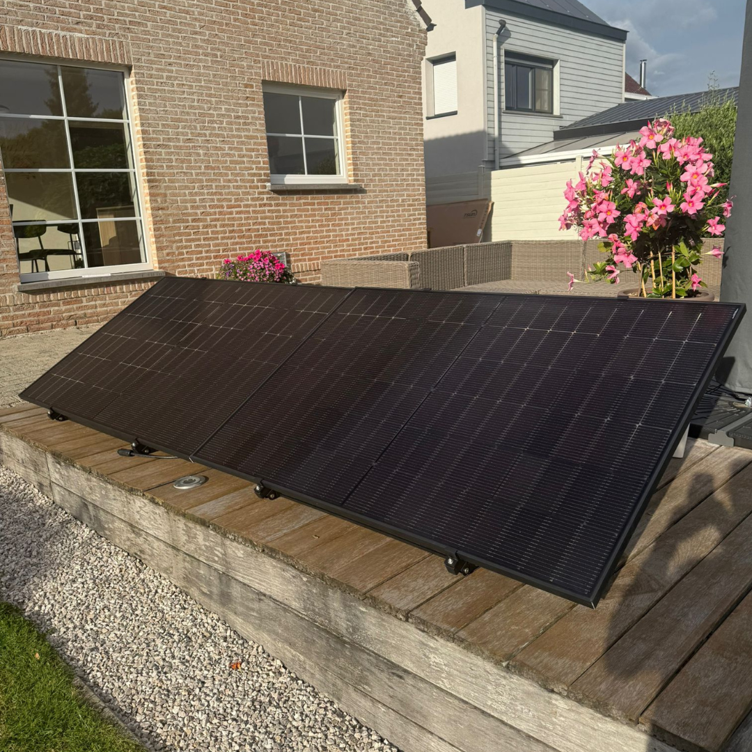 PLUG & PLAY ZONNEPANELEN SET + BATTERIJ